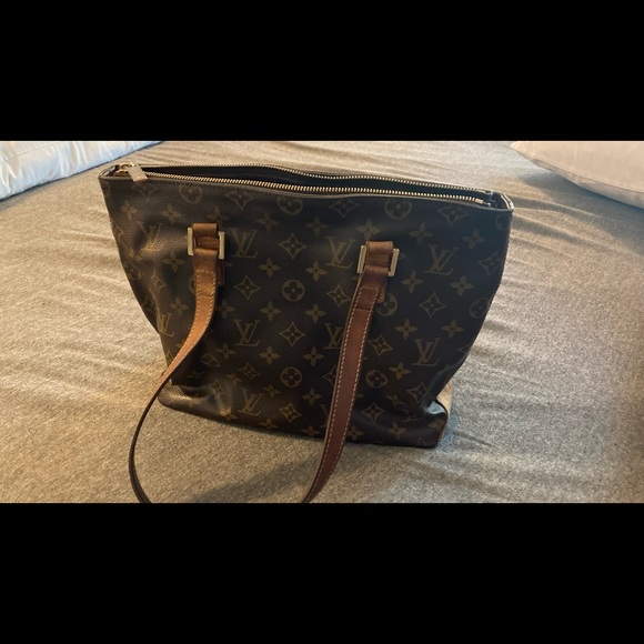 Authentic Louis Vuitton handbag - Picture 2 of 5